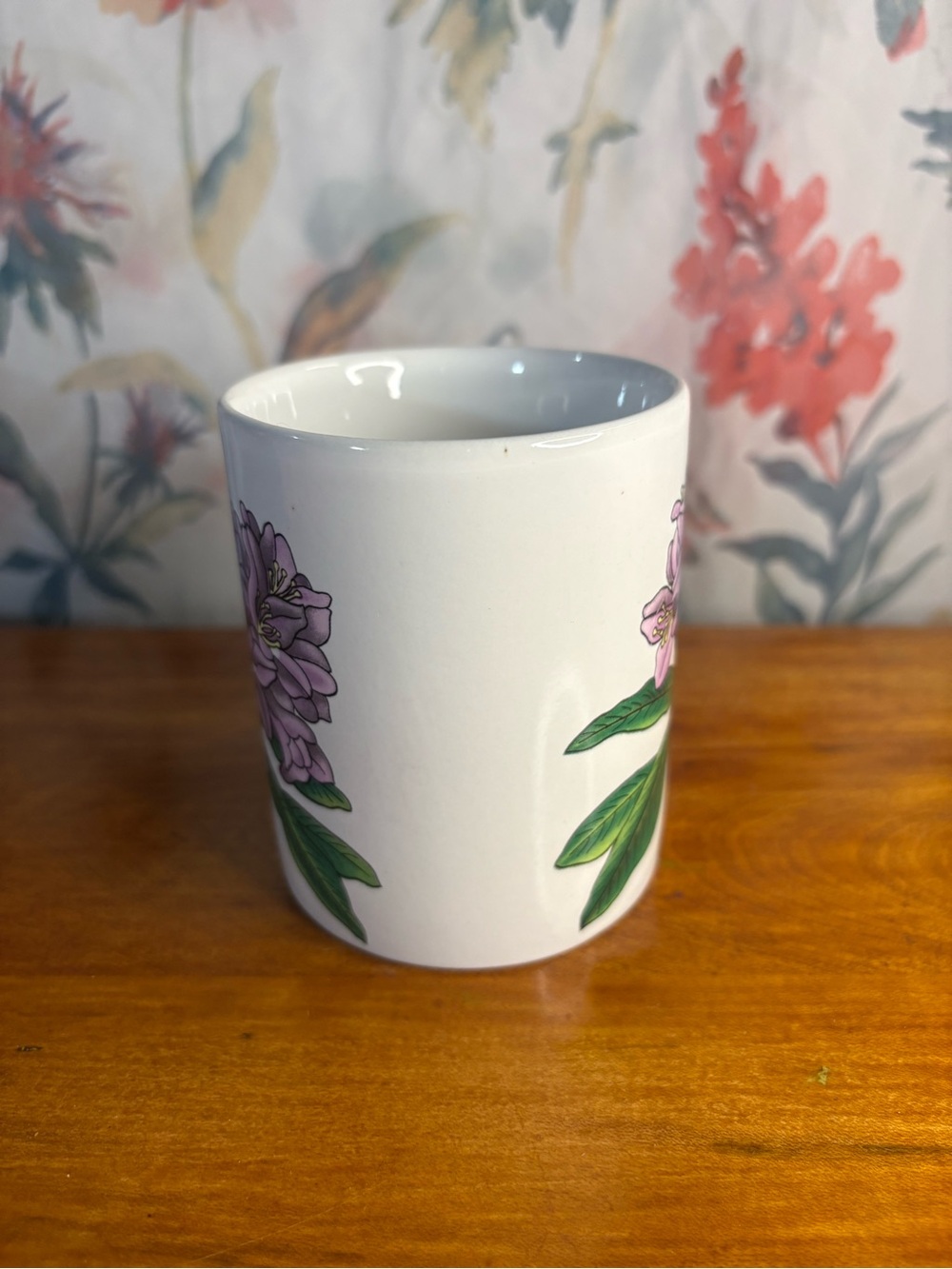 Vintage Floral Hummingbird Ceramic Mug in Pink and Green - Picture 2 of 8